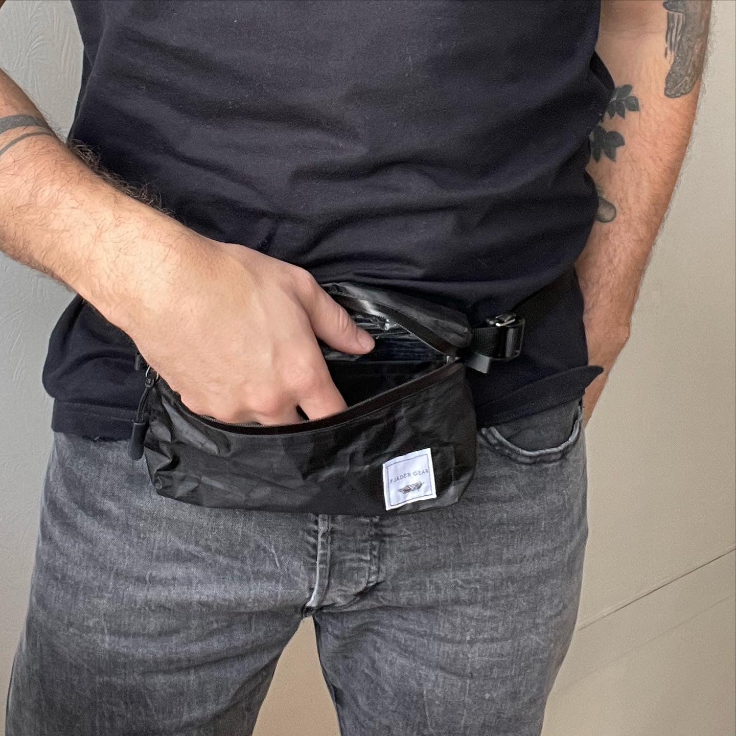 Magpie — Ultralight Waist Bag / Crossbody